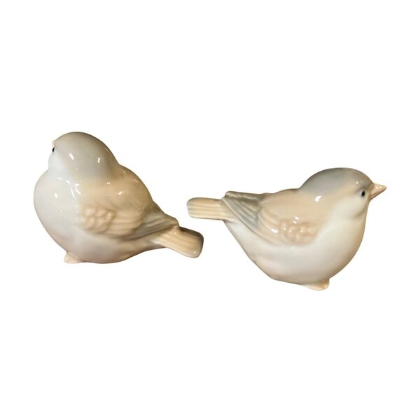 Ceramic Bird Figurines Set Of 2  Decorative Home Accent Collectibles - Picture 5 of 9